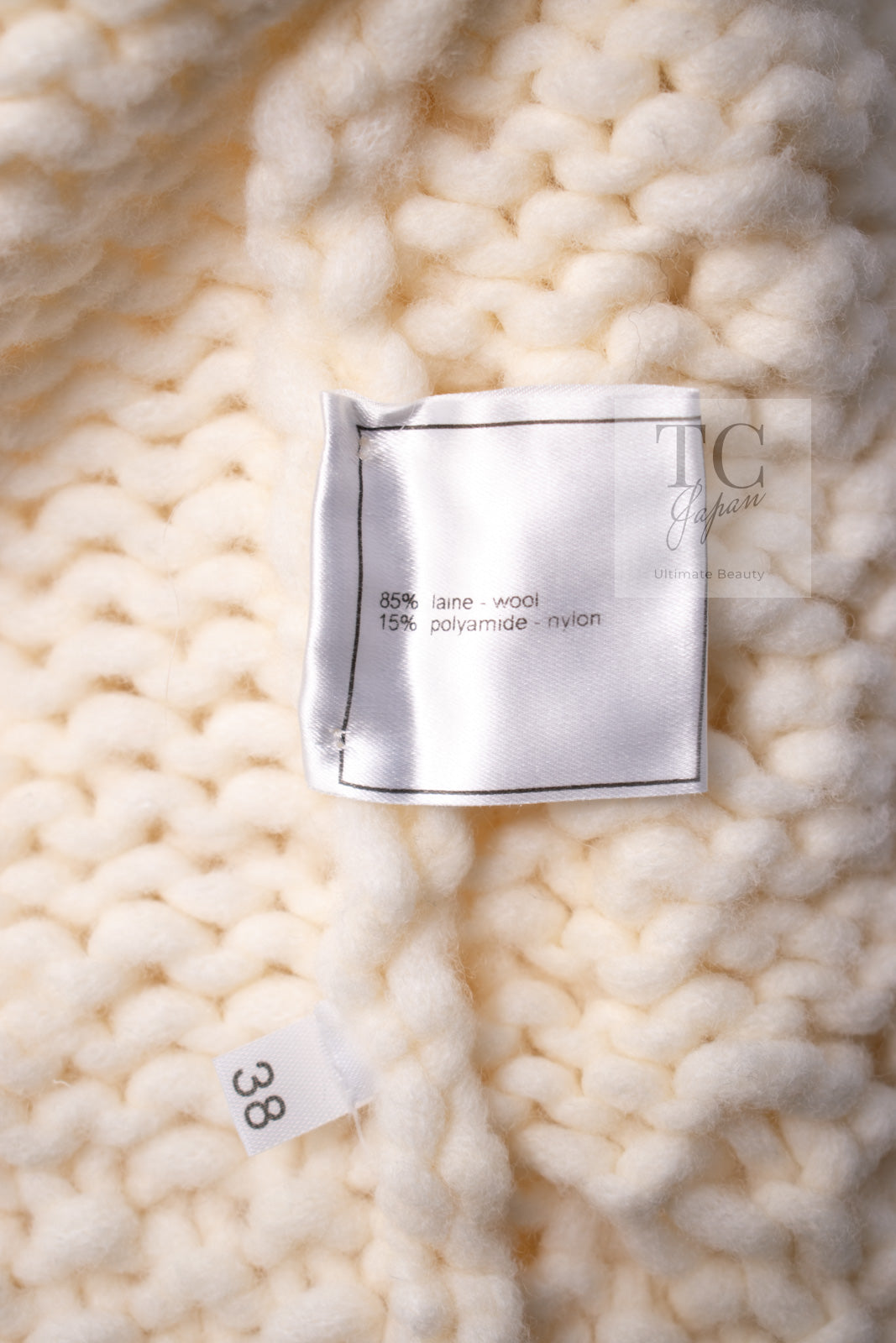 CHANEL 03A Ivory Creme Black Frill Wool Knit Cardigan 38 シャネル アイボリー クリーム ブラック フリル ウール ニット カーディガン 即発