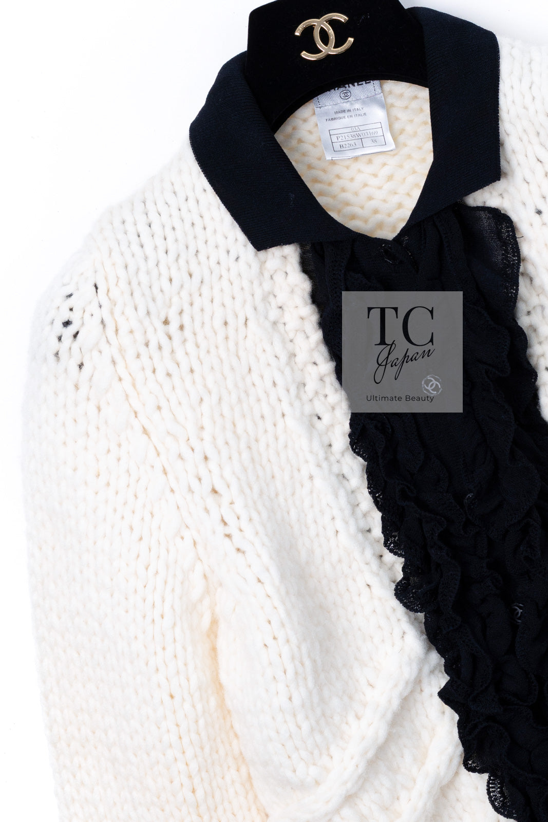 CHANEL 03A Ivory Creme Black Frill Wool Knit Cardigan 38 シャネル アイボリー クリーム ブラック フリル ウール ニット カーディガン 即発