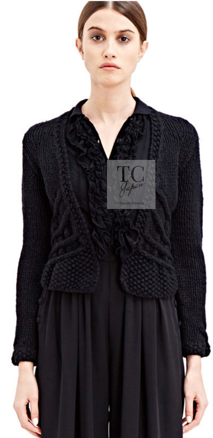 CHANEL 03A Ivory Creme Black Frill Wool Knit Cardigan 38 シャネル アイボリー クリーム ブラック フリル ウール ニット カーディガン 即発