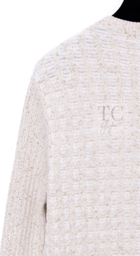 CHANEL 17PF Ivory Gold Metallic Super Soft Stretched Knit Cardigan 34 シャネル アイボリー ゴールド ふわふわ ニット ストレッチ カーディガン 即発