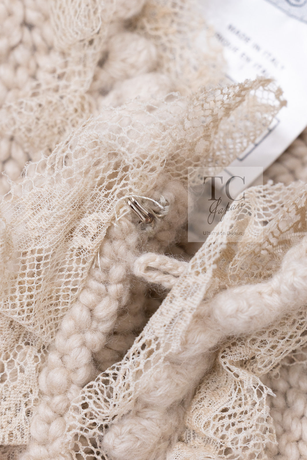 CHANEL 05A Beige Fringe Cashmere Knit Jacket Cardigan 34 36 シャネル ベージュ フリンジ カシミヤ ニット ジャケット カーディガン 即発