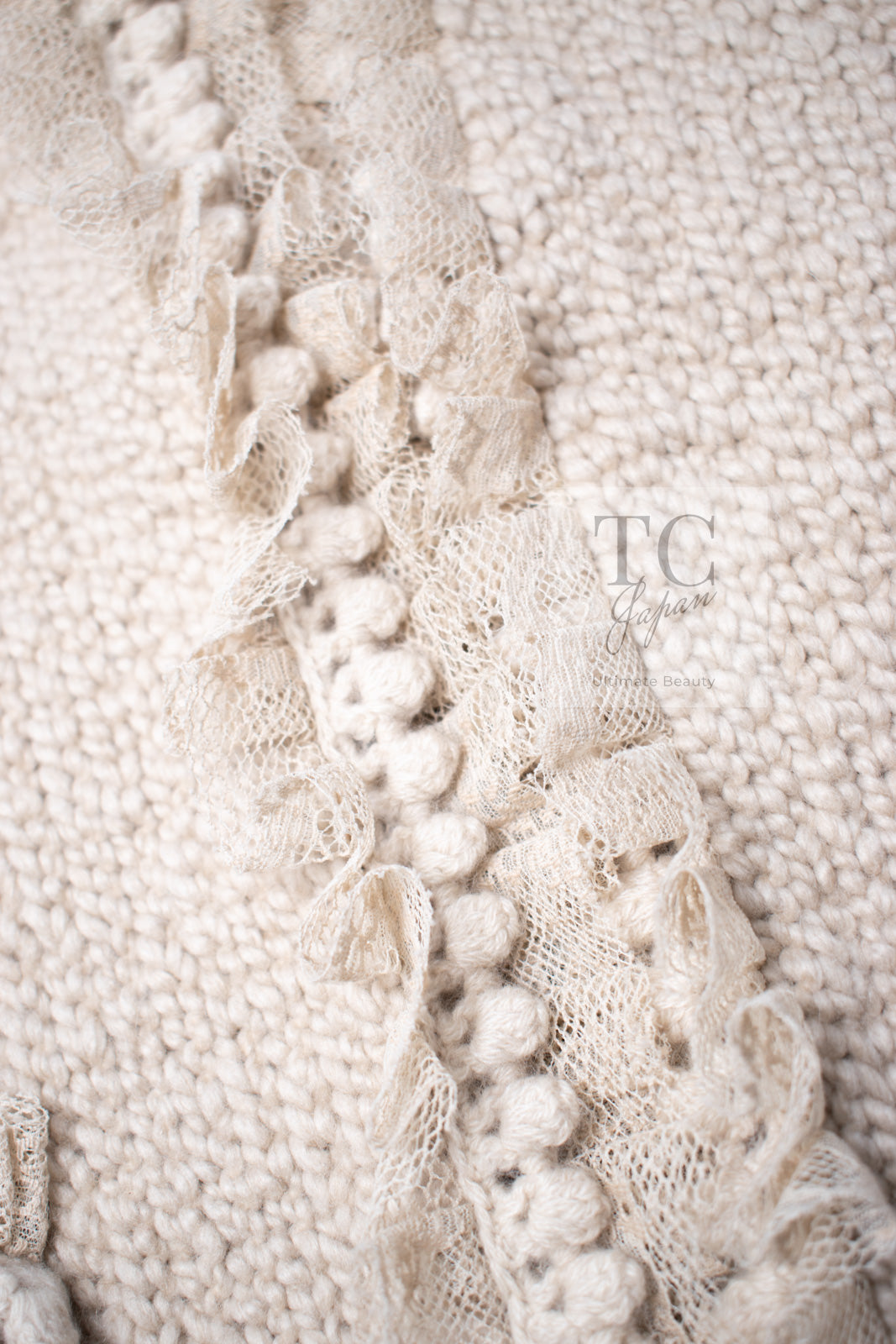 CHANEL 05A Beige Fringe Cashmere Knit Jacket Cardigan 34 36 シャネル ベージュ フリンジ カシミヤ ニット ジャケット カーディガン 即発