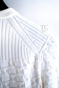 CHANEL 14S White Ivory Silver CC Logo Buttons Knit Cardigan 36 シャネル ホワイト アイボリー シルバー CC ロゴ ココ ボタン ニット カーディガン 即発