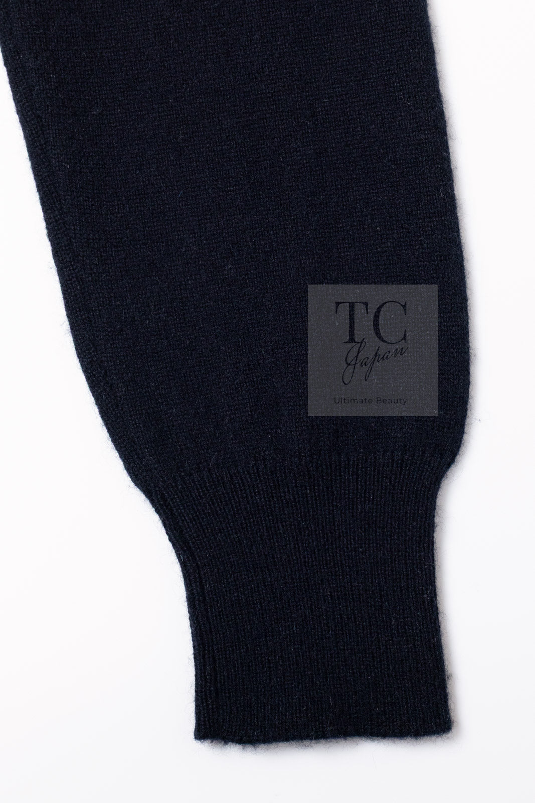 CHANEL Cardigan 09A Black Sequins Cashmere Knit Sequin 36 38 40