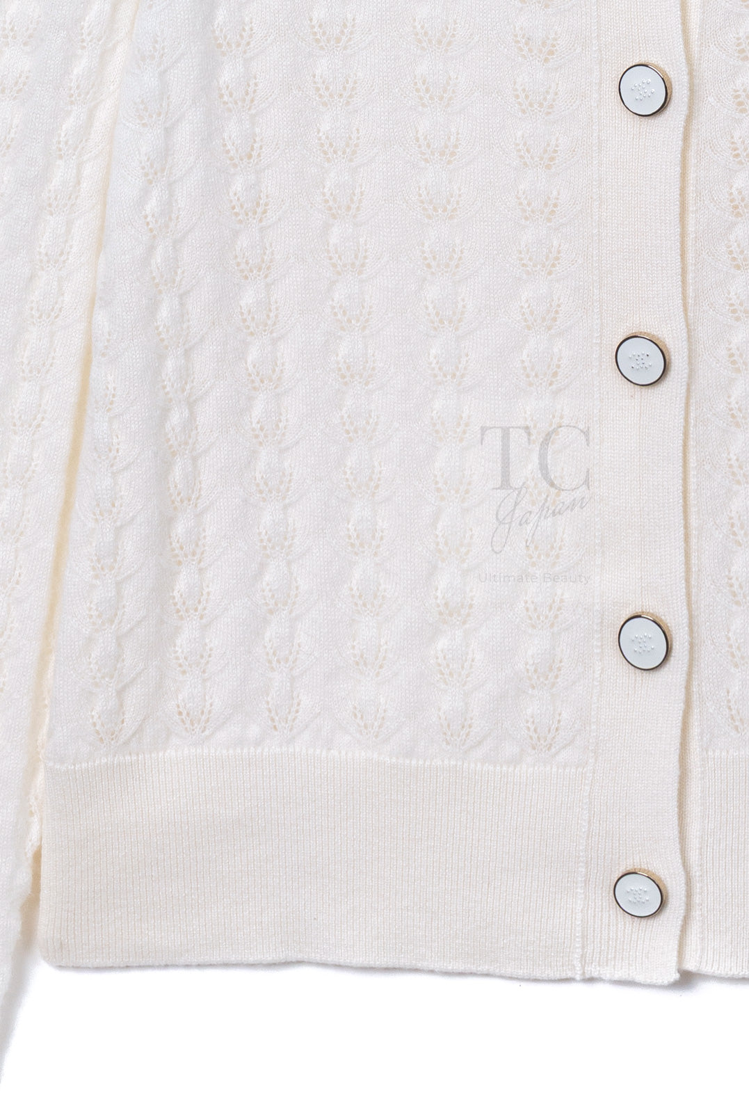 シャネル カーディガン CHANEL 24PA ホワイト CC ロゴ ボタン カシミヤ