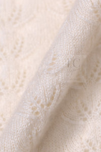 CHANEL 24PA Off White CC Logo Button Cashmere Knit Cardigan 36 38 シャネル オフホワイト ココボタン カシミヤ ニット カーディガン 即発