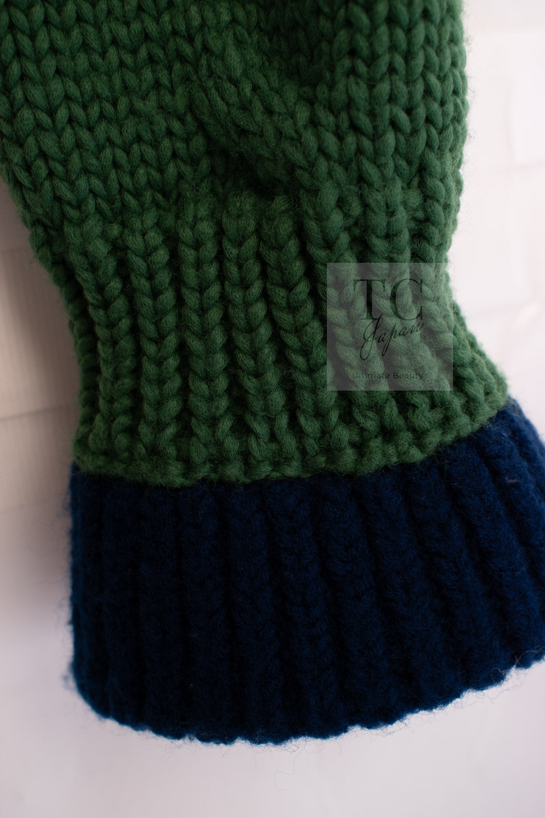 CHANEL 15PF Green Blue Flower Patch Wool Knit Cardigan 36 38 シャネル グリーン お花 ワッペン ウール ニット カーディガン 即発