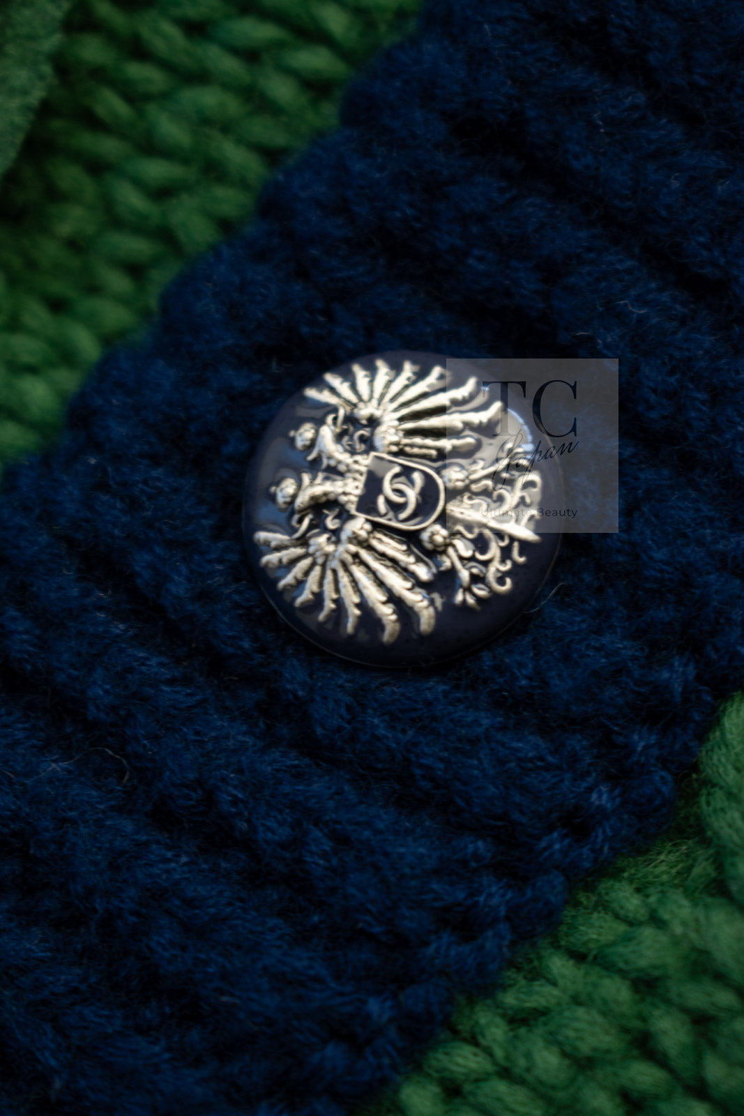 CHANEL 15PF Green Blue Flower Patch Wool Knit Cardigan 36 38 シャネル グリーン お花 ワッペン ウール ニット カーディガン 即発
