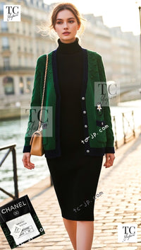 CHANEL 15PF Green Blue Flower Patch Wool Knit Cardigan 36 38 シャネル グリーン お花 ワッペン ウール ニット カーディガン 即発