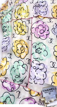 CHANEL 98S Vintage CC Logo Floral Pattern Ivory Silk 100% Dress 36 38 シャネル ヴィンテージ CCロゴ 花柄 アイボリー シルク100% ワンピース 即発