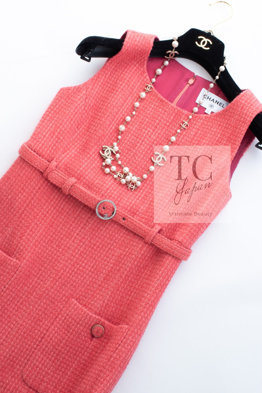 CHANEL 16A Coral Orange Red CC Logo Belt Tweed Sleeveless Dress 36 38 シャネル コーラル オレンジ レッド CCロゴ ベルト ノースリーブ ツイード ワンピース 即発