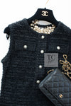 CHANEL 16PS Black Sleeveless CC Buttons Stretch Knit Dress 34 36 シャネル ブラック ストレッチ ノースリーブ CC ボタン ニット ワンピース 即発
