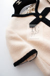CHANEL 05A Cream Black Trim CC Buttons Wool Dress 36 シャネル クリーム ブラック トリム ココボタン 半袖 ウール ワンピース 即発
