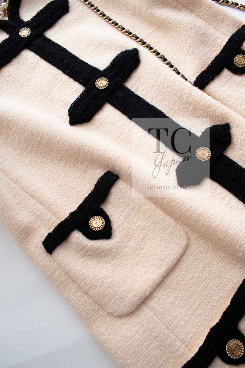 CHANEL 05A Cream Black Trim CC Buttons Wool Dress 36 シャネル クリーム ブラック トリム ココボタン 半袖 ウール ワンピース 即発