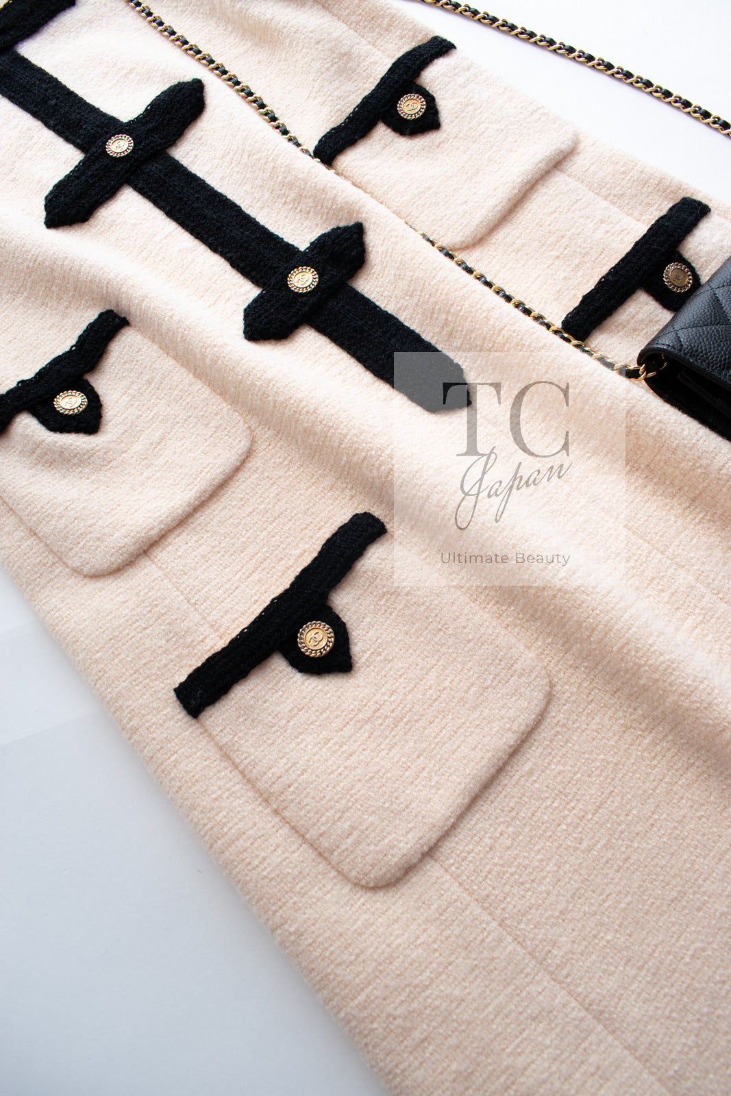 CHANEL 05A Cream Black Trim CC Buttons Wool Dress 36 シャネル クリーム ブラック トリム ココボタン 半袖 ウール ワンピース 即発