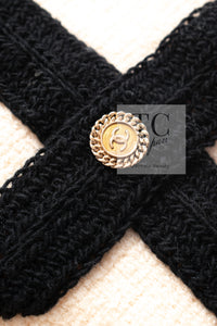 CHANEL 05A Cream Black Trim CC Buttons Wool Dress 36 シャネル クリーム ブラック トリム ココボタン 半袖 ウール ワンピース 即発