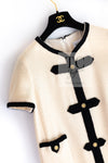 CHANEL 05A Cream Black Trim CC Buttons Wool Dress 36 シャネル クリーム ブラック トリム ココボタン 半袖 ウール ワンピース 即発