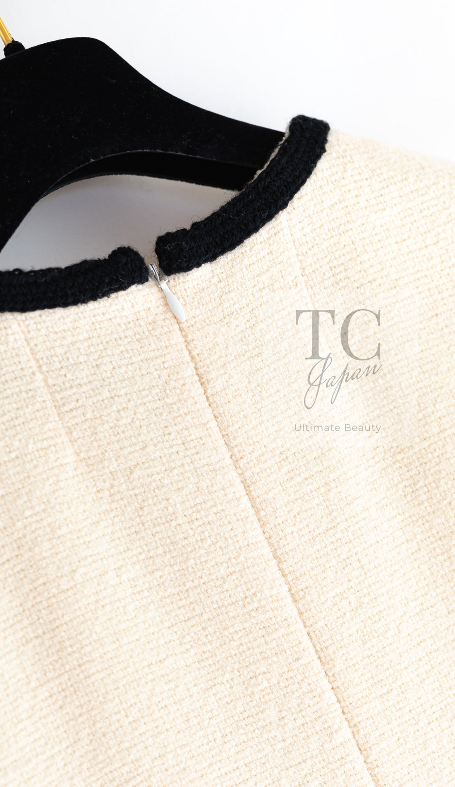 CHANEL 05A Cream Black Trim CC Buttons Wool Dress 36 シャネル クリーム ブラック トリム ココボタン 半袖 ウール ワンピース 即発