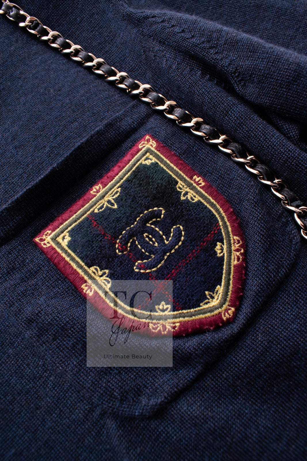 シャネル★ネイビー★ニット★ミニスカート★ロゴエンボス シャネル☆ネイビー☆ニット☆ミニスカート☆ロゴエンボス