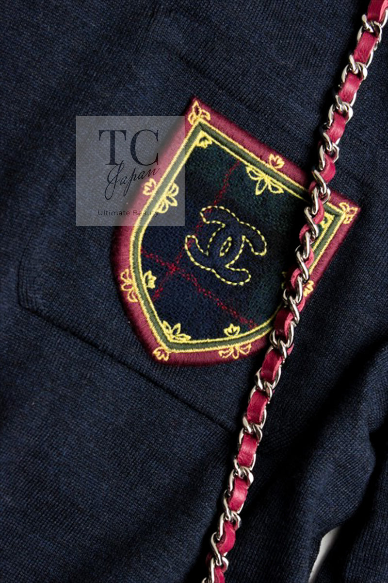 CHANEL 13PF Navy Emblem Wool 100% Stretch Knit Sweater Dress 36 シャネル ネイビー エンブレム ワッペン ウール100% ニット ストレッチ 薄手 セーター ワンピース 即発