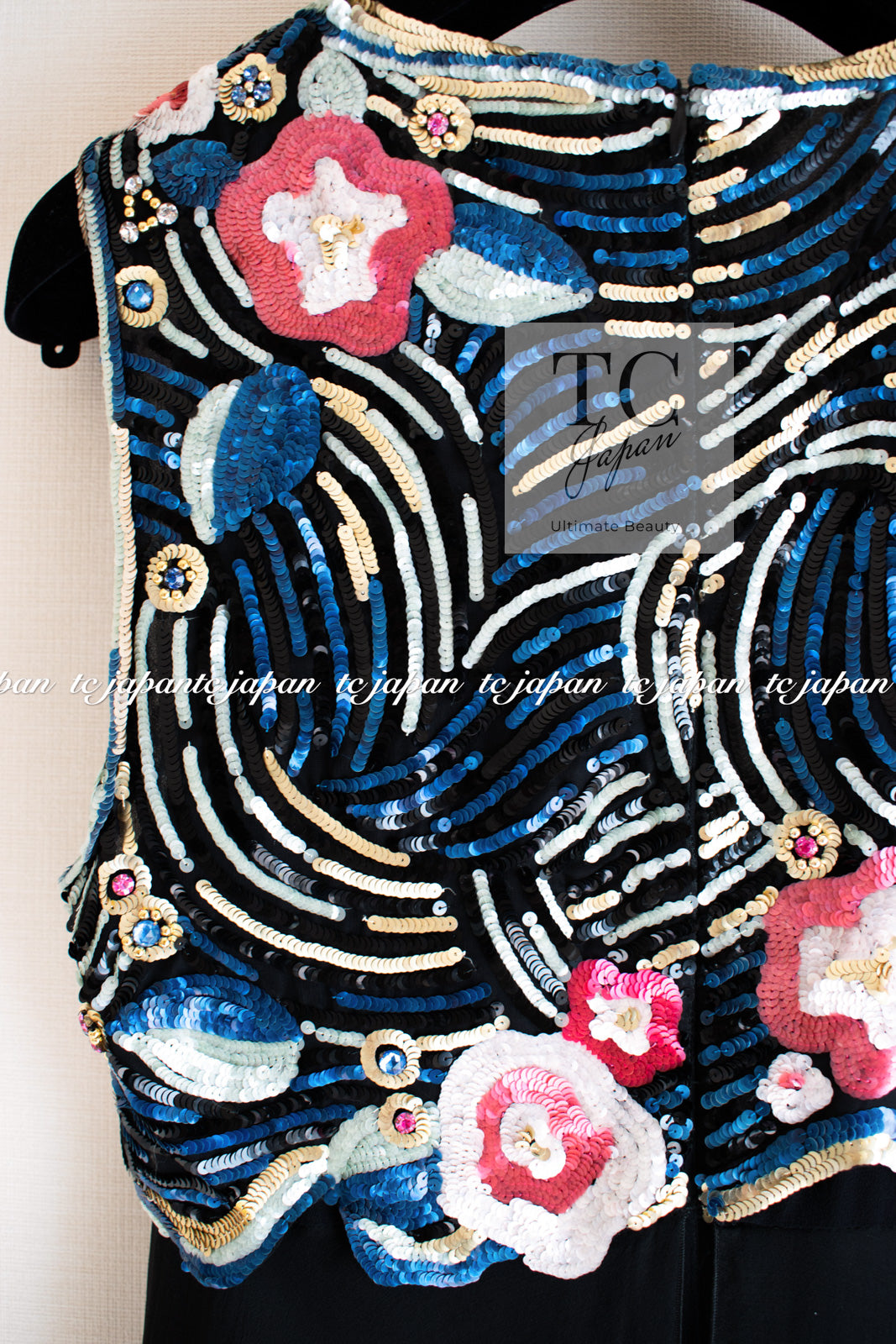 CHANEL 01A Black Multicolor Sequin Embellishments Silk Dress 38 シャネル ブラック マルチカラー シルク スパンコール 幻のドレス ワンピース 即発
