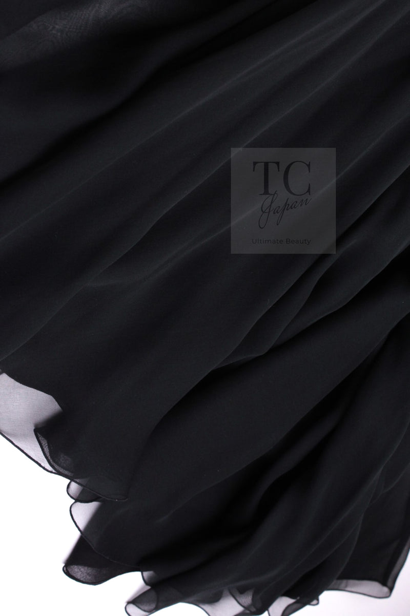 CHANEL 01A Black Multicolor Sequin Embellishments Silk Dress 38 シャネル ブラック マルチカラー シルク スパンコール 幻のドレス ワンピース 即発
