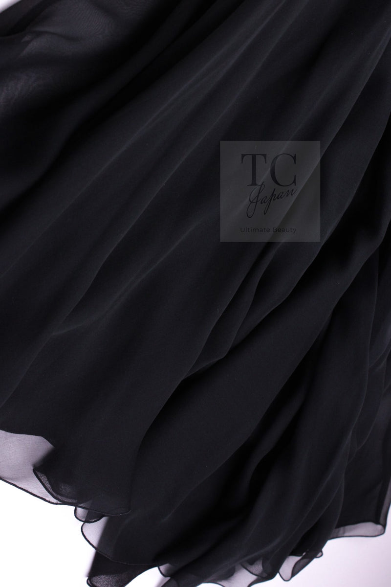 CHANEL 01A Black Multicolor Sequin Embellishments Silk Dress 38 シャネル ブラック マルチカラー シルク スパンコール 幻のドレス ワンピース 即発