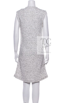CHANEL 16PS White Gray Sleeveless CC Buttons Stretch Knit Dress 36 シャネル ホワイト グレー ストレッチ ノースリーブ CC ボタン ニット ワンピース 即発