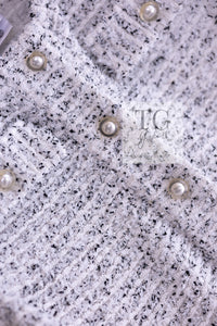 CHANEL 16PS White Gray Sleeveless CC Buttons Stretch Knit Dress 36 シャネル ホワイト グレー ストレッチ ノースリーブ CC ボタン ニット ワンピース 即発