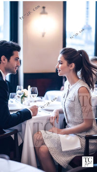 CHANEL 16PS White Gray Sleeveless CC Buttons Stretch Knit Dress 36 シャネル ホワイト グレー ストレッチ ノースリーブ CC ボタン ニット ワンピース 即発 - TC JAPAN