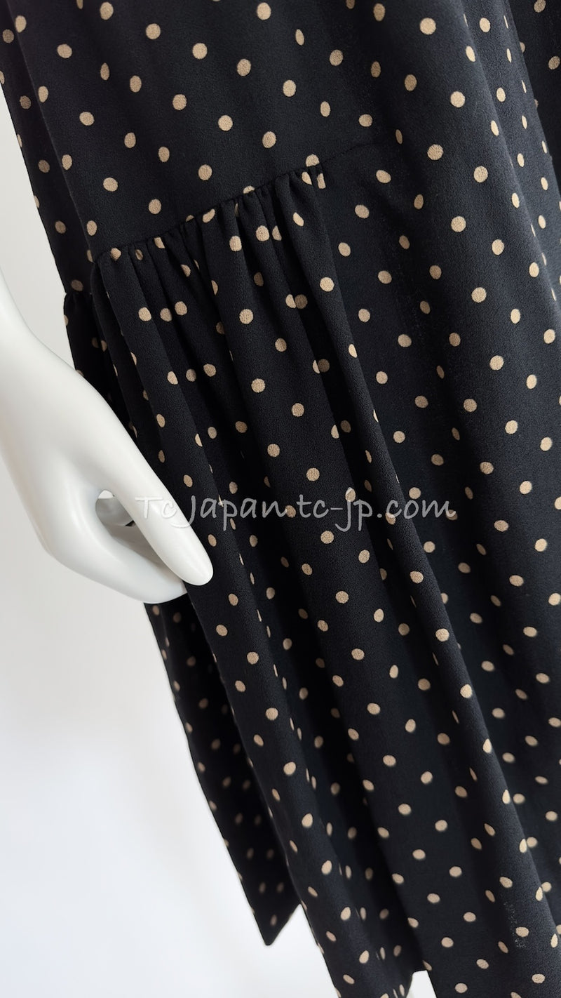 CHANEL 89S Black Beige Wool Dot Print Dress 34 36 シャネル ブラック ベージュ ウール ドット柄 ワンピース 即発
