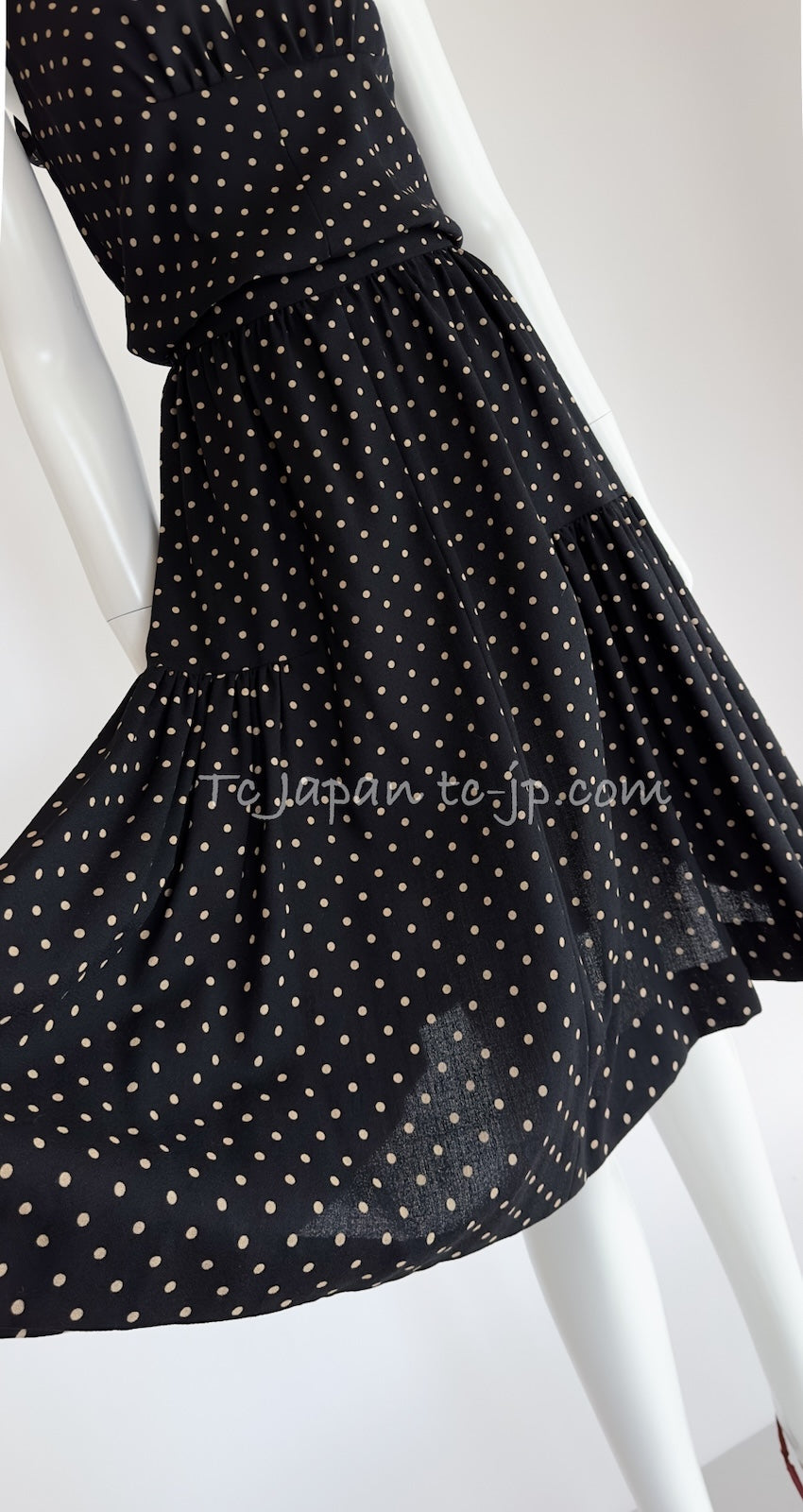 CHANEL 89S Black Beige Wool Dot Print Dress 34 36 シャネル ブラック ベージュ ウール ドット柄 ワンピース 即発