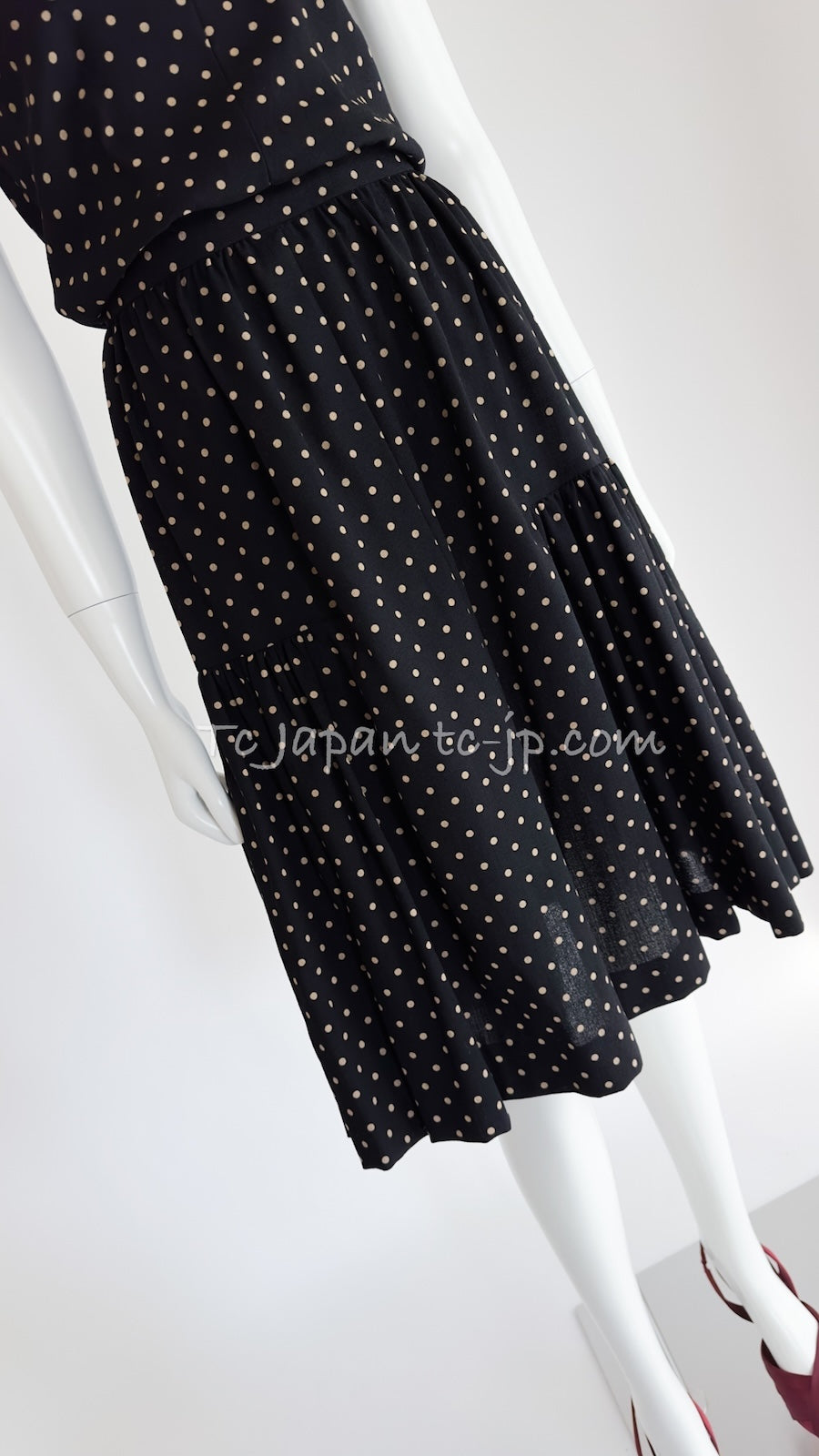 CHANEL 89S Black Beige Wool Dot Print Dress 34 36 シャネル ブラック ベージュ ウール ドット柄 ワンピース 即発
