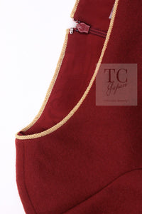 CHANEL 15PF Burgundy Red Ruby Gold Trim Melton Wool 100 Dress 40 シャネル バーガンディ レッド ルビー ゴールド トリム メルトン ウール ワンピース 即発