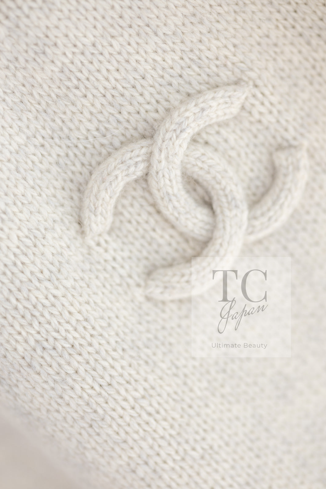 CHANEL 09A Beige Wool Cashmere CC Logo Knit Dress 34 シャネル ベージュ ウール カシミア CC ロゴ ニット ワンピース 即発