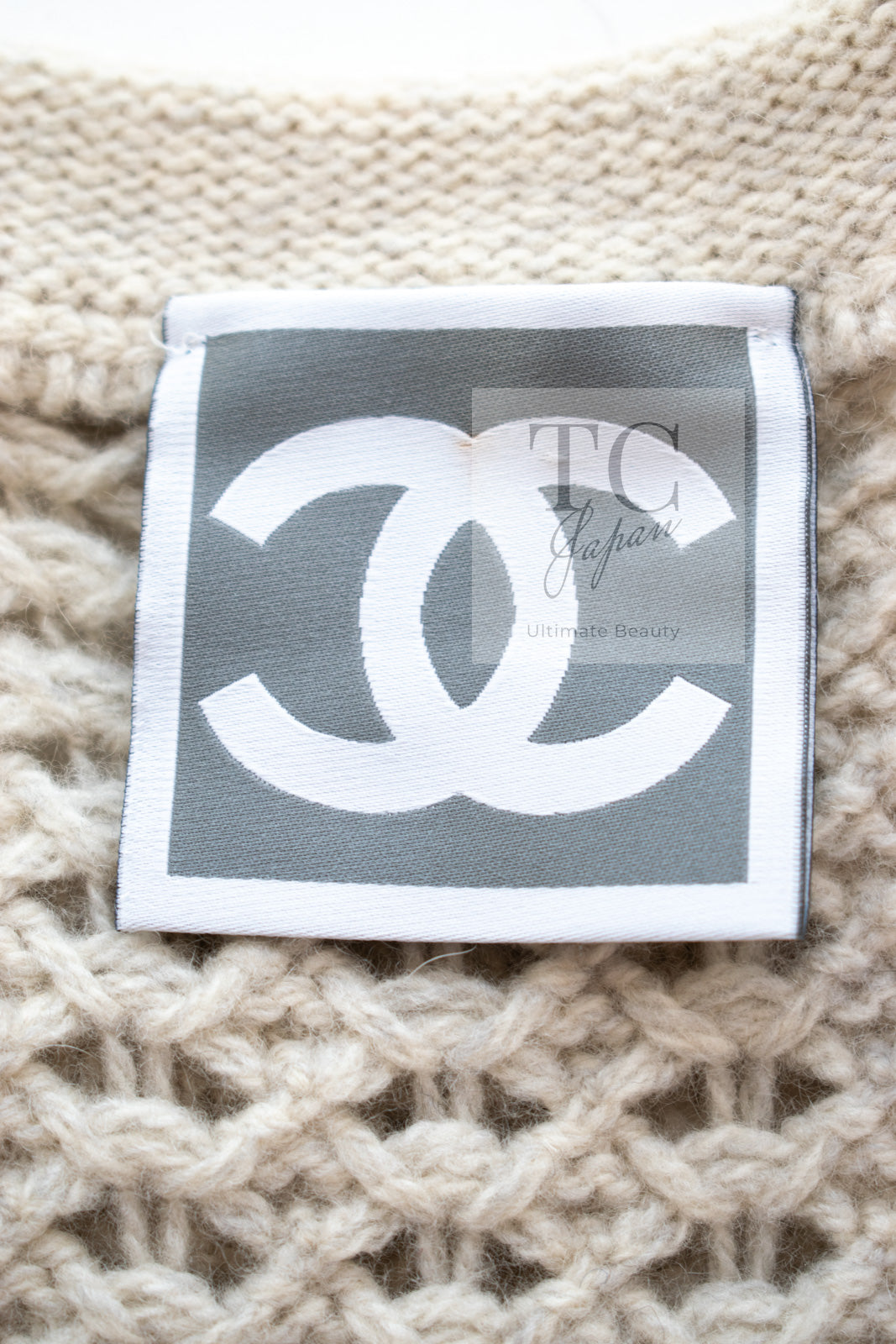 CHANEL 09A Beige Wool Cashmere CC Logo Knit Dress 34 シャネル ベージュ ウール カシミア CC ロゴ ニット ワンピース 即発