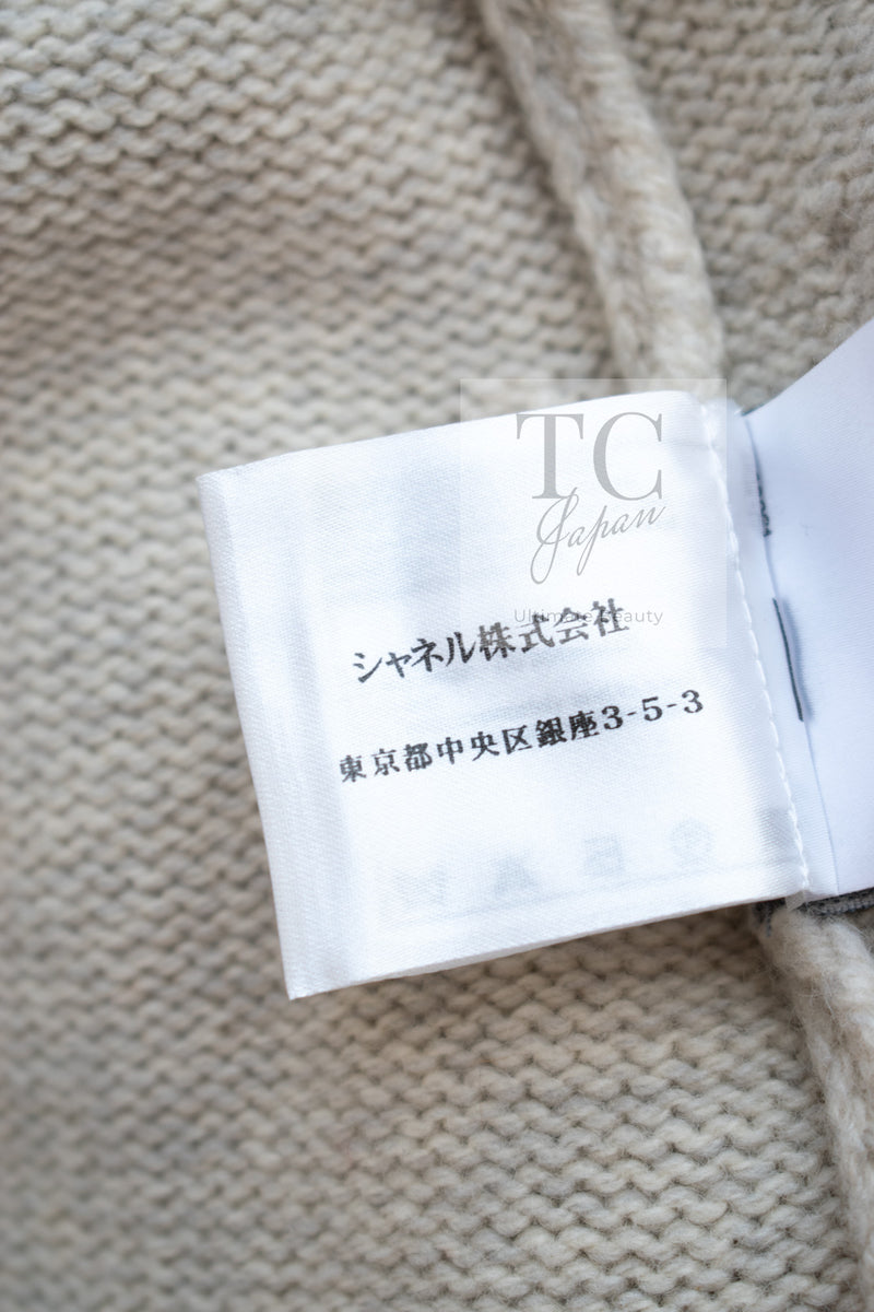 CHANEL 09A Beige Wool Cashmere CC Logo Knit Dress 34 シャネル ベージュ ウール カシミア CC ロゴ ニット ワンピース 即発