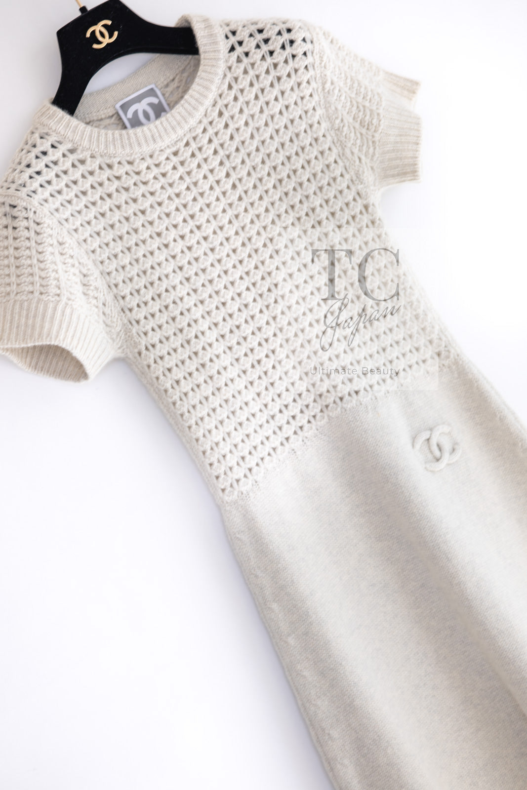 CHANEL 09A Beige Wool Cashmere CC Logo Knit Dress 34 シャネル ベージュ ウール カシミア CC ロゴ ニット ワンピース 即発