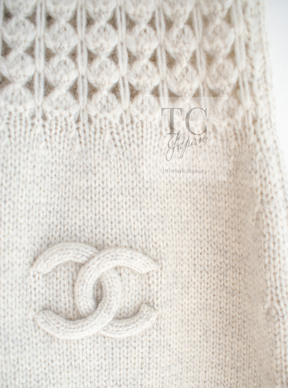CHANEL 09A Beige Wool Cashmere CC Logo Knit Dress 34 シャネル ベージュ ウール カシミア CC ロゴ ニット ワンピース 即発