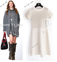 CHANEL 09A Beige Wool Cashmere CC Logo Knit Dress 34 シャネル ベージュ ウール カシミア CC ロゴ ニット ワンピース 即発