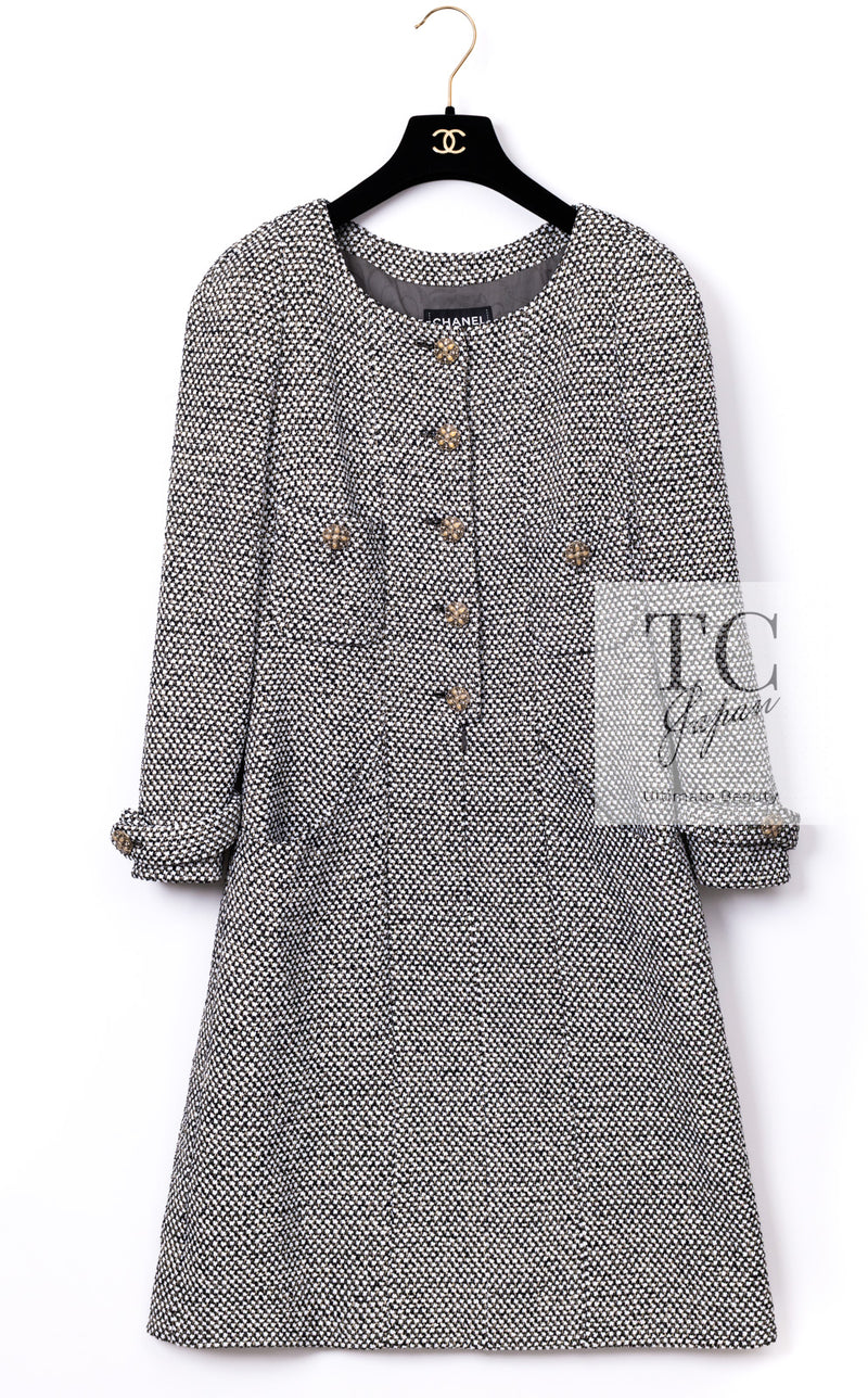 CHANEL 12PF Paris Bombay Black White Metallic Tweed Dress 38 シャネル ブラック ホワイト メタリック ツイード ワンピース 即発