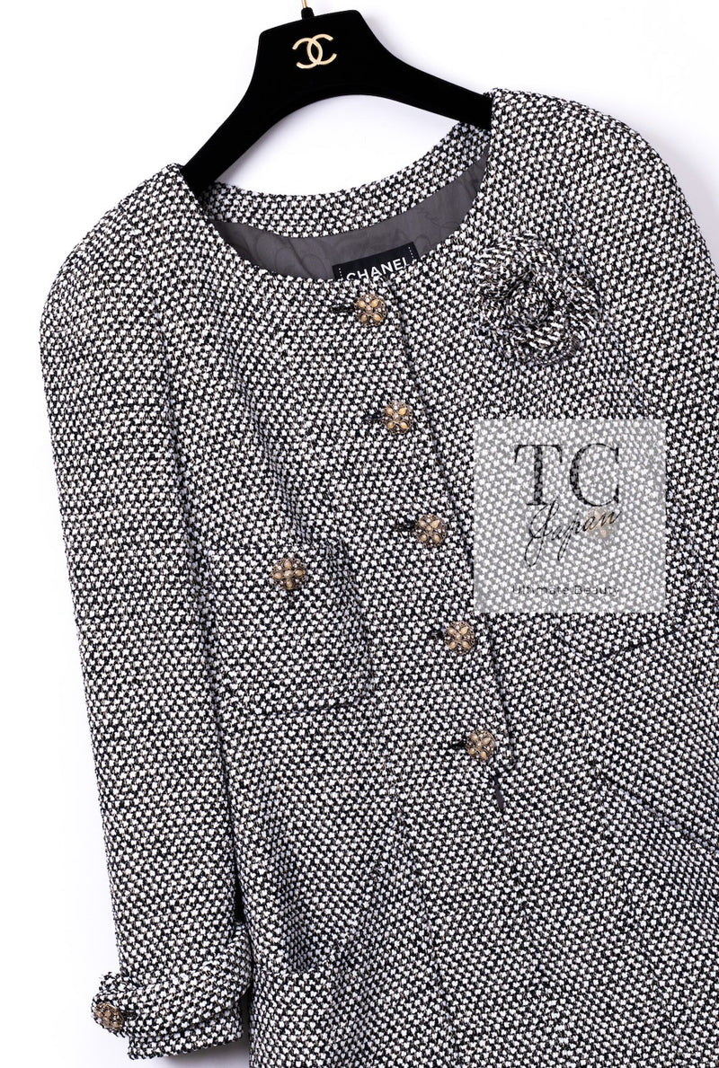 CHANEL 12PF Paris Bombay Black White Metallic Tweed Dress 38 シャネル ブラック ホワイト メタリック ツイード ワンピース 即発
