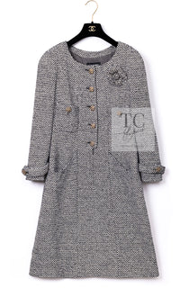 CHANEL 12PF Paris Bombay Black White Metallic Tweed Dress 38 シャネル ブラック ホワイト メタリック ツイード ワンピース 即発