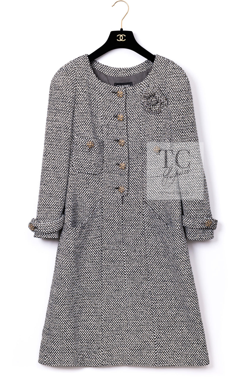 CHANEL 12PF Paris Bombay Black White Metallic Tweed Dress 38 シャネル ブラック ホワイト メタリック ツイード ワンピース 即発