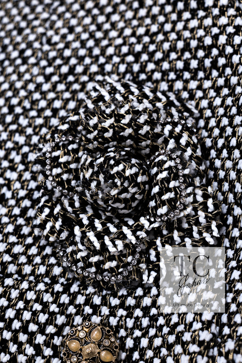 CHANEL 12PF Paris Bombay Black White Metallic Tweed Dress 38 シャネル ブラック ホワイト メタリック ツイード ワンピース 即発