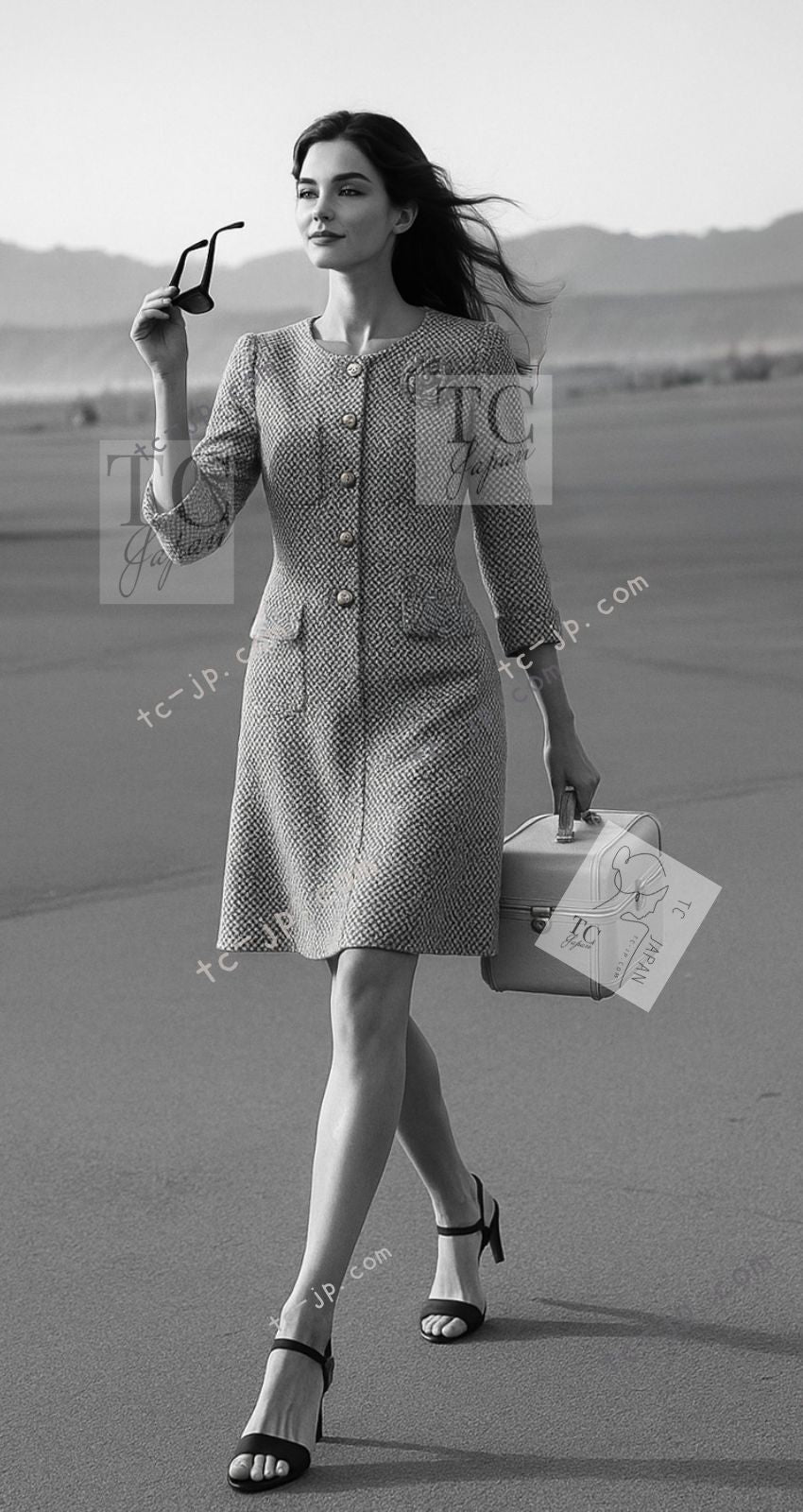 CHANEL 12PF Paris Bombay Black White Metallic Tweed Dress 38 シャネル ブラック ホワイト メタリック ツイード ワンピース 即発
