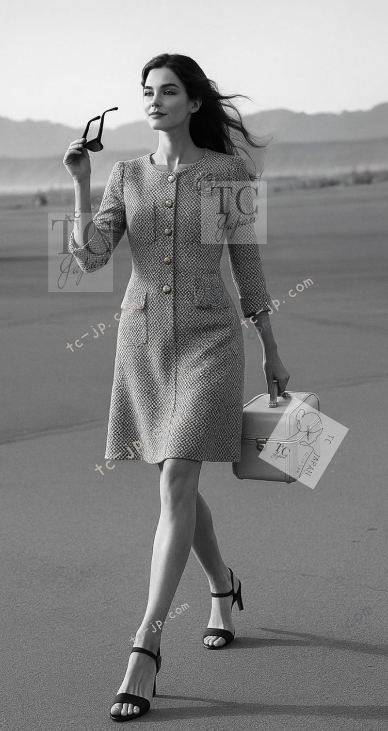 CHANEL 12PF Paris Bombay Black White Metallic Tweed Dress 38 シャネル ブラック ホワイト メタリック ツイード ワンピース 即発