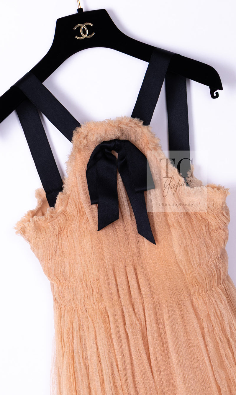 CHANEL 07PF Nude Beige Apricot Chiffon Black Ribbon Dress 34 36 シャネル ヌード ベージュ アプリコット シフォン ブラック リボン ワンピース 即発