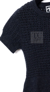 CHANEL 09A Black Dark Navy Wool Cashmere CC Logo Knit Dress 38 14