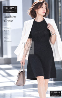 CHANEL 09A Black Dark Navy Wool Cashmere CC Logo Knit Dress 38 11